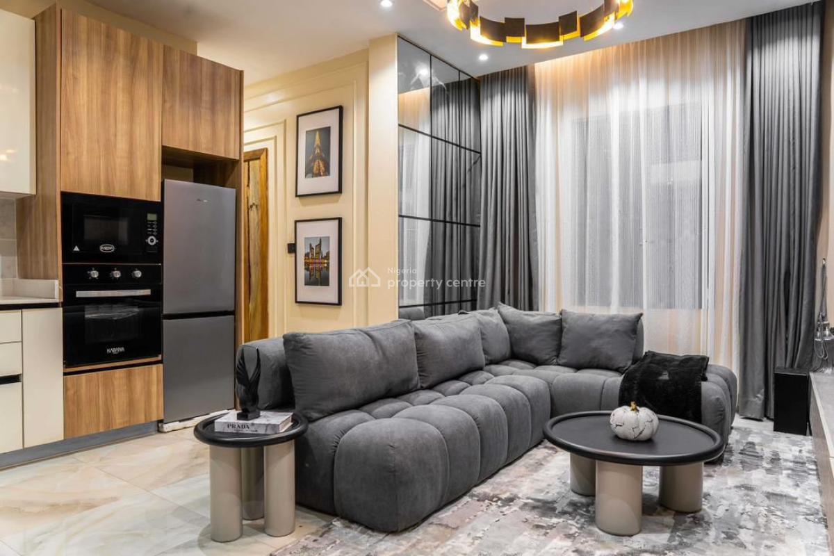 Luxury Smart Home 1 Bedroom Apartment with Pool Ps5, Lekki Phase 1, Lekki, Lagos, Flat / Apartment Short Let