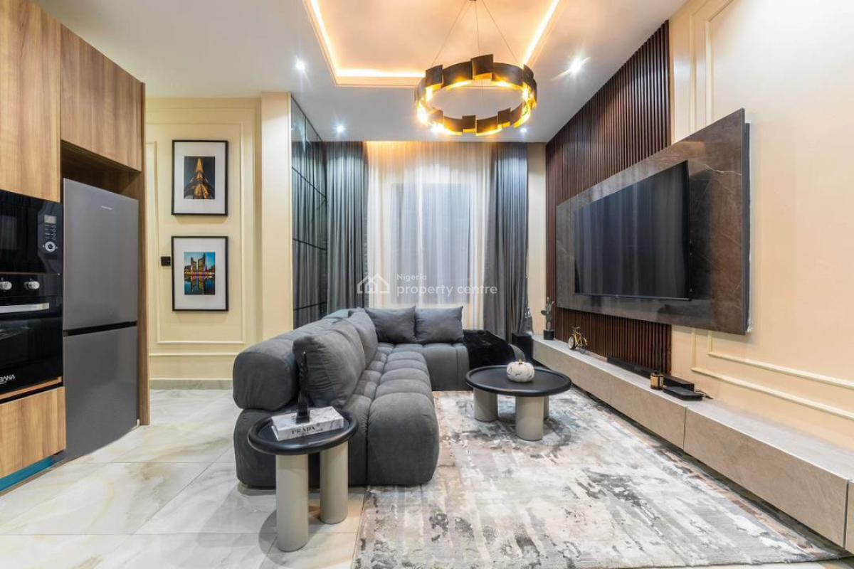 Luxury Smart Home 1 Bedroom Apartment with Pool Ps5, Lekki Phase 1, Lekki, Lagos, Flat / Apartment Short Let