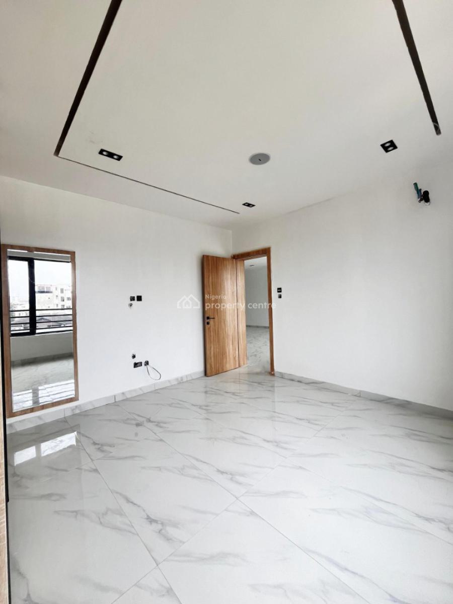 an Opulent 2 Bedroom Apartment with Bq, Swimming Pool, Elevator, Gym, Perfect Shortlet Investment Opportunity in The Heart of, Lekki Phase 1, Lekki, Lagos, Block of Flats for Sale