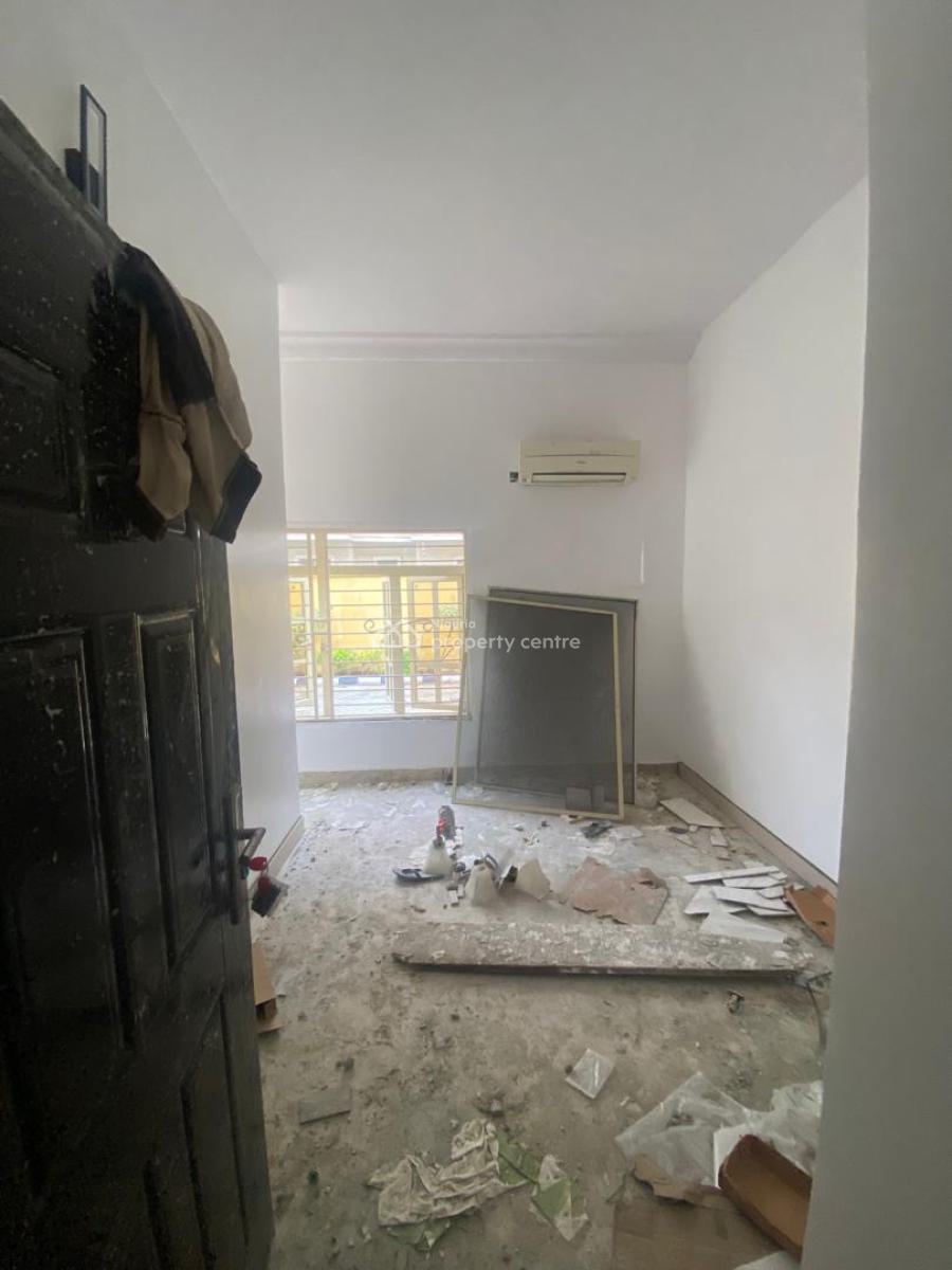 Spacious Serviced 2 Bedroom Apartment in a Code Access Estate, Pinnacle Filling Station Marwa Lekki Right, Lekki, Lagos, Flat / Apartment for Rent