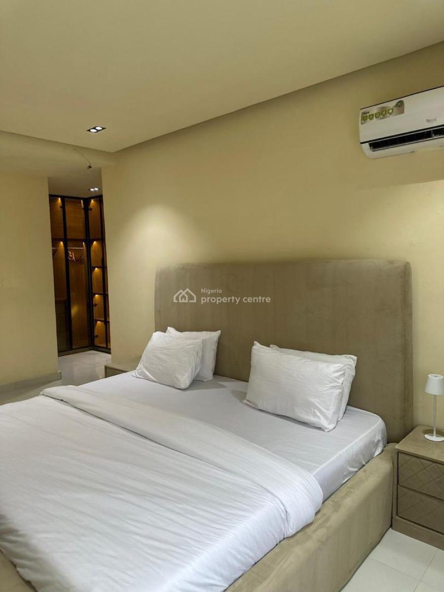 Luxury 2 Bedroom with Pool Snooker Ps5 Gym Games Balcony, Lekki Phase 1, Lekki, Lagos, Flat / Apartment Short Let
