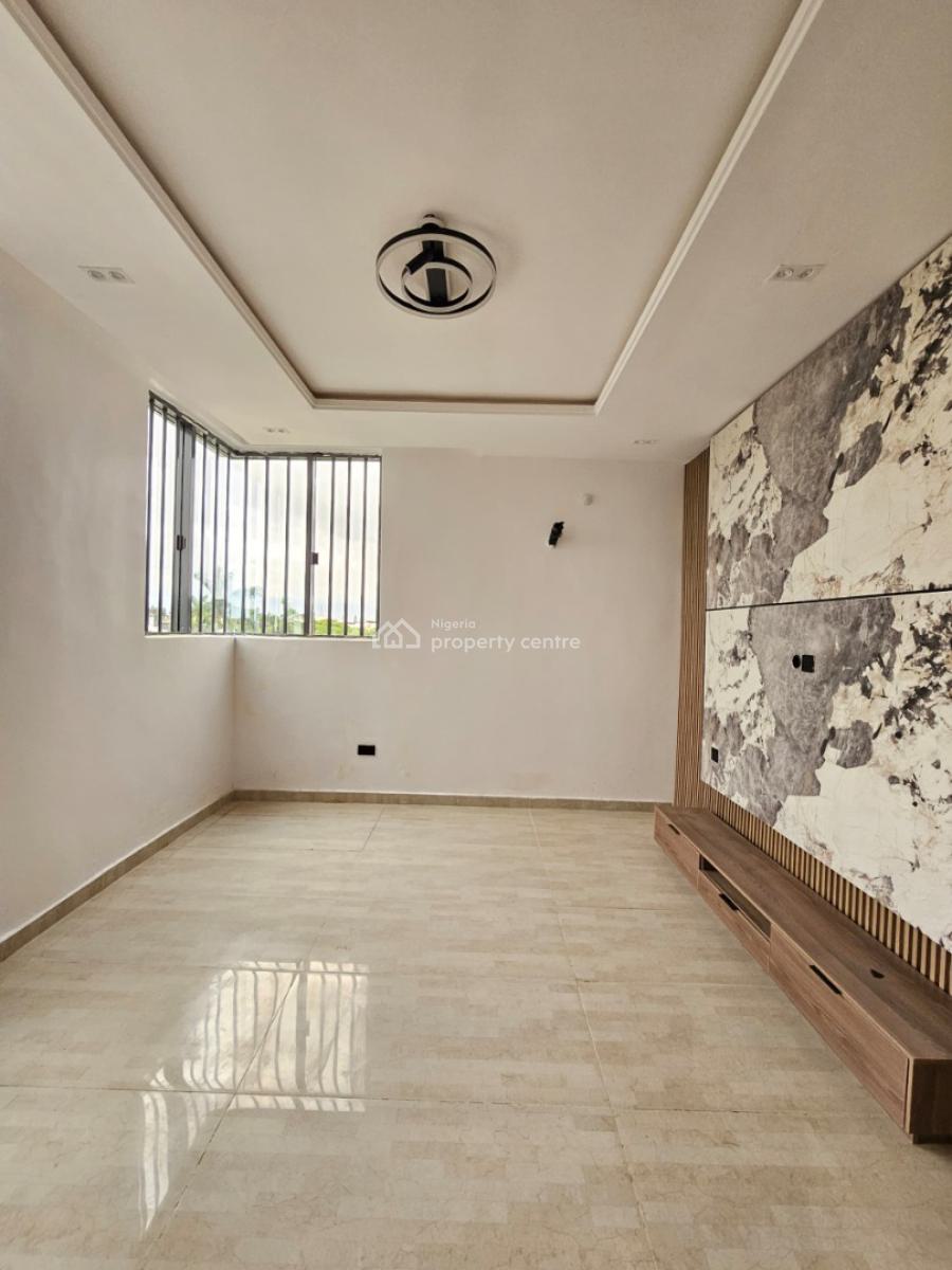 Contemporary 5-bedroom Detached House W/ Bq & Pool in a Prime Location, Lekki Phase 1, Lekki, Lagos, Detached Duplex for Sale