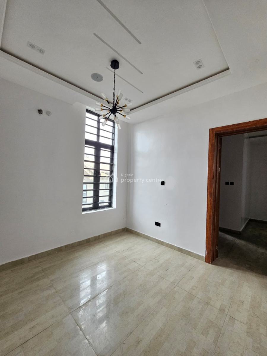 Contemporary 5-bedroom Detached House W/ Bq & Pool in a Prime Location, Lekki Phase 1, Lekki, Lagos, Detached Duplex for Sale