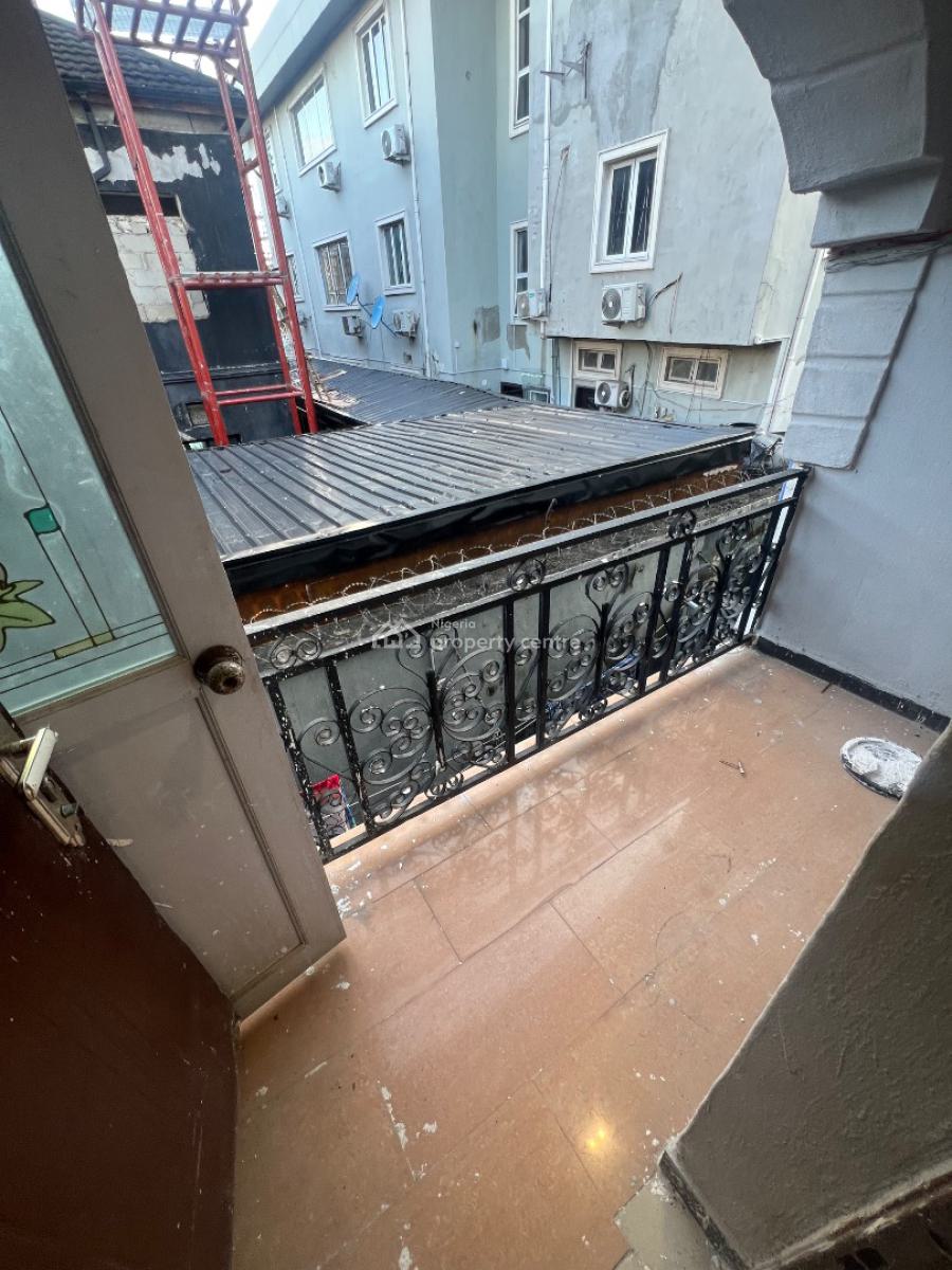Miniflat with an Spacious Standard Kitchen, Admiralty Way, Lekki Phase 1, Lekki, Lagos, Mini Flat (room and Parlour) for Rent