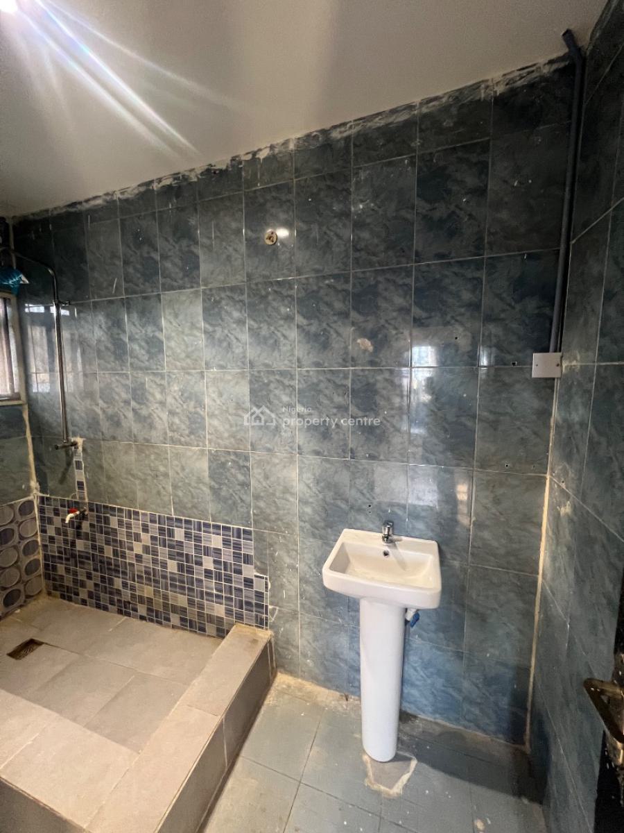 Miniflat with an Spacious Standard Kitchen, Admiralty Way, Lekki Phase 1, Lekki, Lagos, Mini Flat (room and Parlour) for Rent
