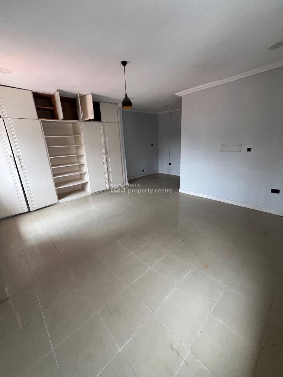 5-bedroom Semi-detached Duplex with a Bq (commercial Use Allowed), Lekki Phase 1, Lekki, Lagos, House for Rent