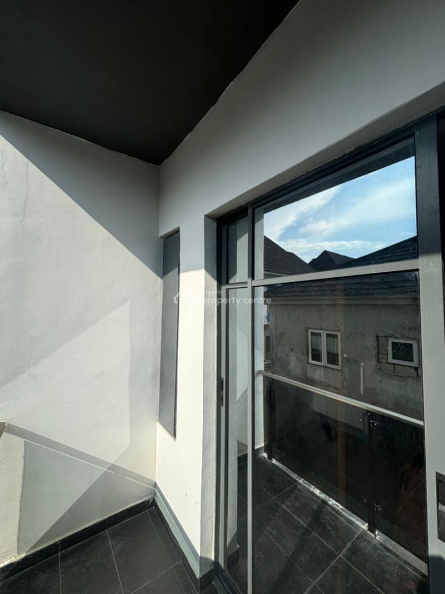 Stunning Upstairs with Excellent Facilities in Serene Surroundings, Orchid Road, Lekki, Lagos, Flat / Apartment for Rent