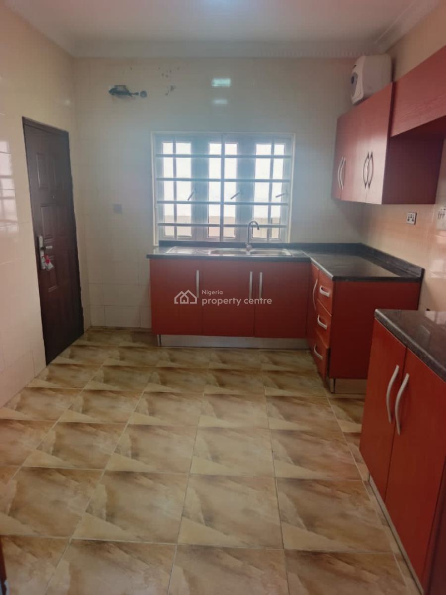 Super Location with Proximity to The Express Plus a B Q and Laundry, Ikate, Lekki, Lagos, Terraced Duplex for Rent