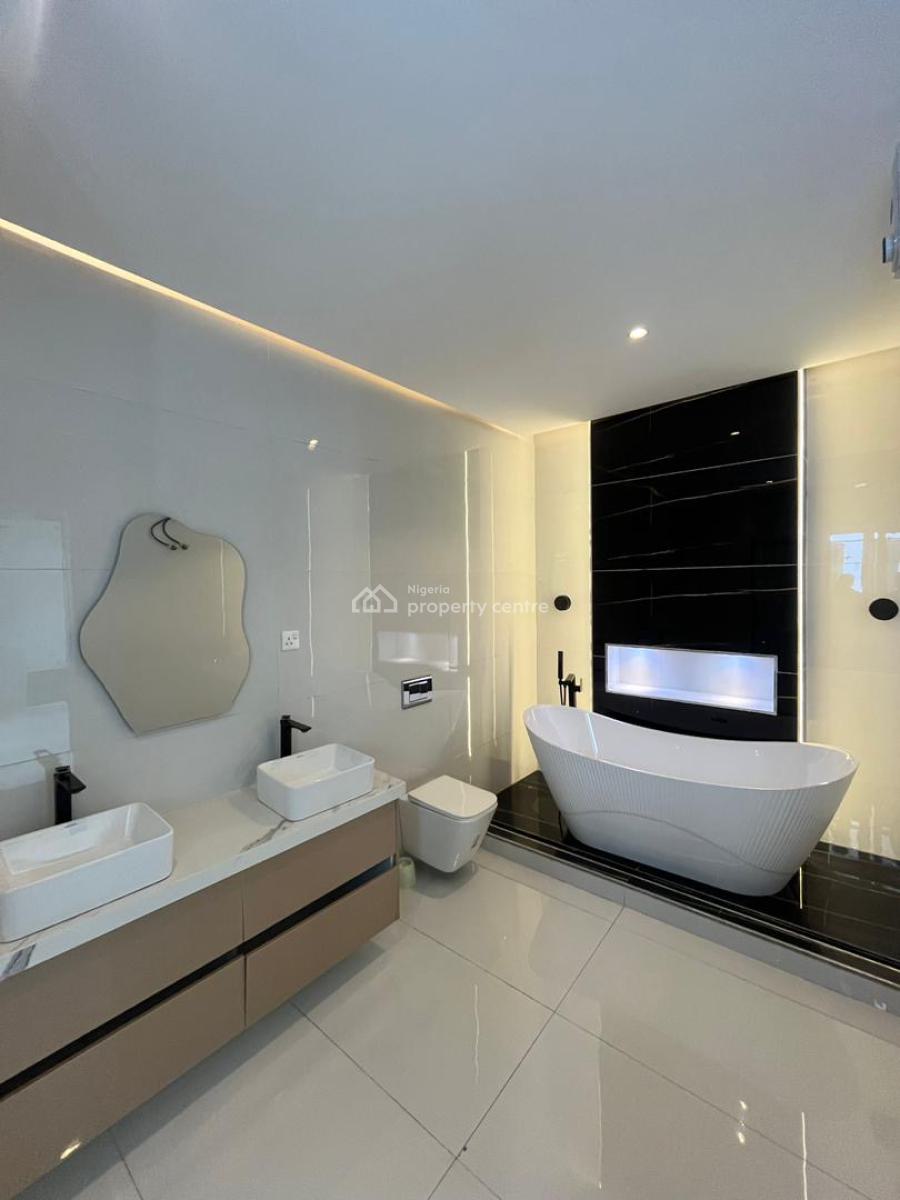 Cozy 3 Bedrooms Apartment with Amazing Amenities, Lekki Phase 1, Lekki, Lagos, Flat / Apartment Short Let