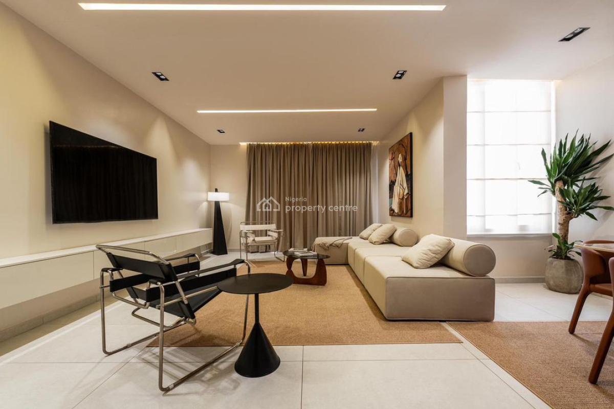Brand New 3bedroom Smart House with Ps5 Fully Serviced Apartment. Loca, Lekki Phase 1, Lekki, Lagos, Flat / Apartment Short Let