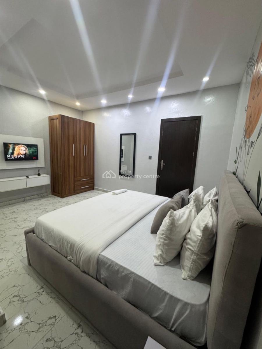 Ready for a Smart Getaway?  Book Our 2-bedroom Starlight Alexa-power, Lekki Phase 1, Lekki, Lagos, Flat / Apartment Short Let