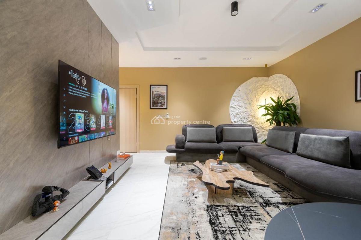Beautiful One Bedroom Apartment with Swimming Pool and Gym, Off Freedom Way, Back of Canada Embassy, Lekki Phase 1, Lekki, Lagos, Flat / Apartment Short Let