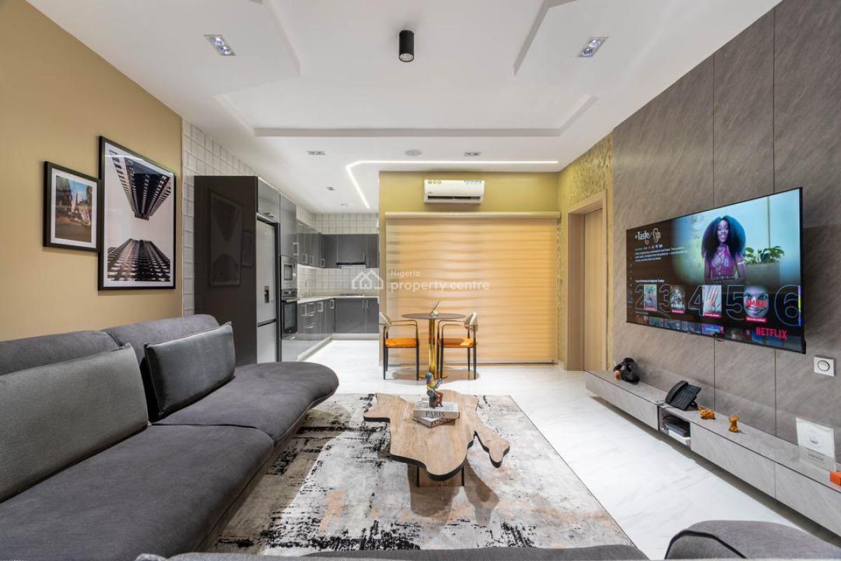 Beautiful One Bedroom Apartment with Swimming Pool and Gym, Off Freedom Way, Back of Canada Embassy, Lekki Phase 1, Lekki, Lagos, Flat / Apartment Short Let