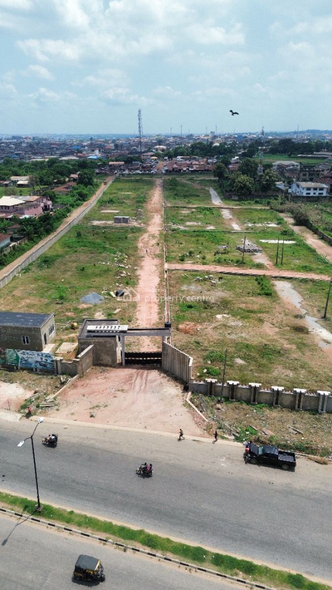 Molete Court Gra in a Strategic Location, Molete Court Gra, Along Molete Challenge Expressway, Ibadan, Oyo, Residential Land for Sale