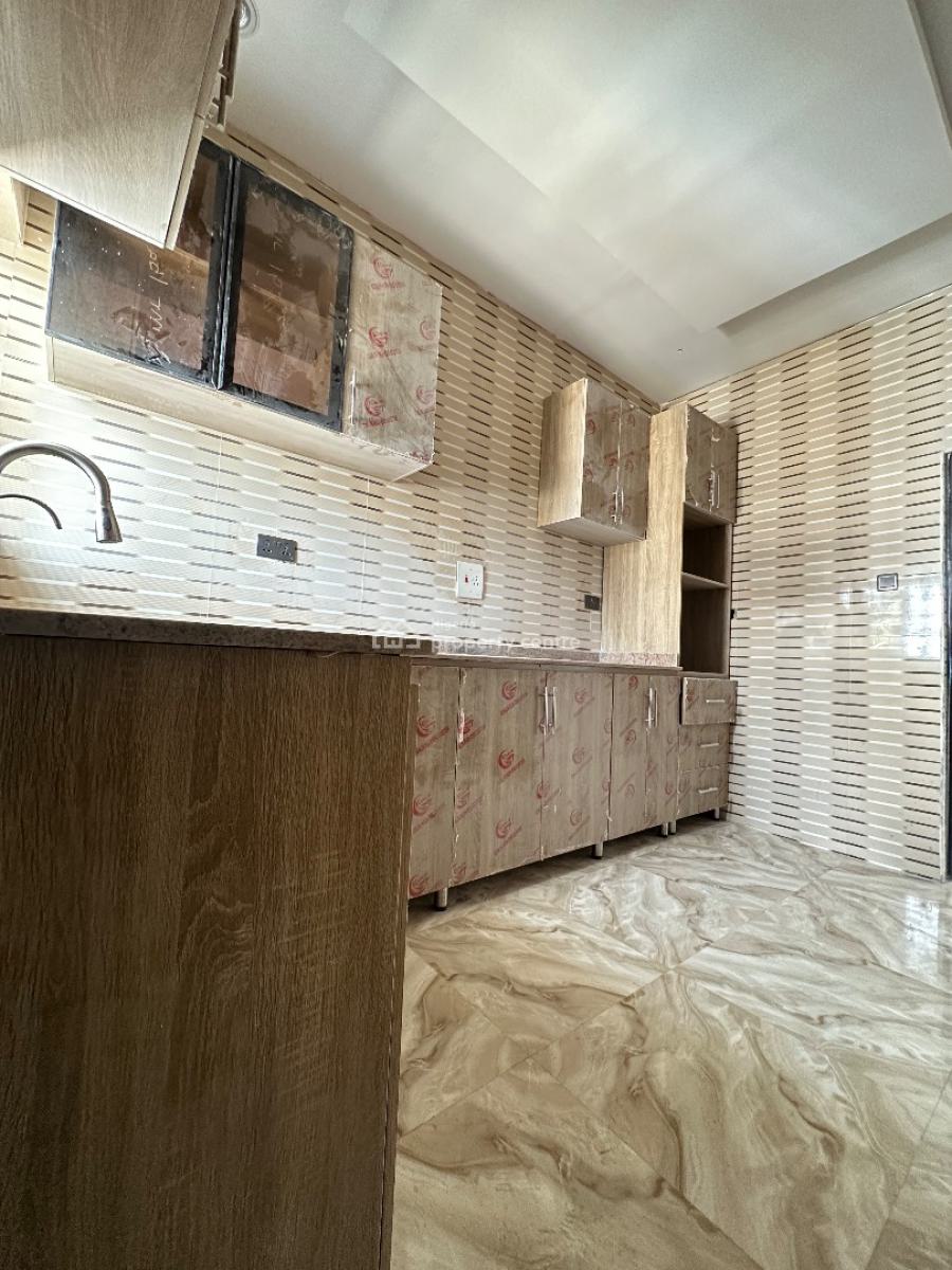 2bedroom Apartment with Excellent Facilities, Chief Lateef Oyelade Gra, Oluyole Industrial Estate, Ibadan, Ibadan, Oyo, Flat / Apartment for Sale