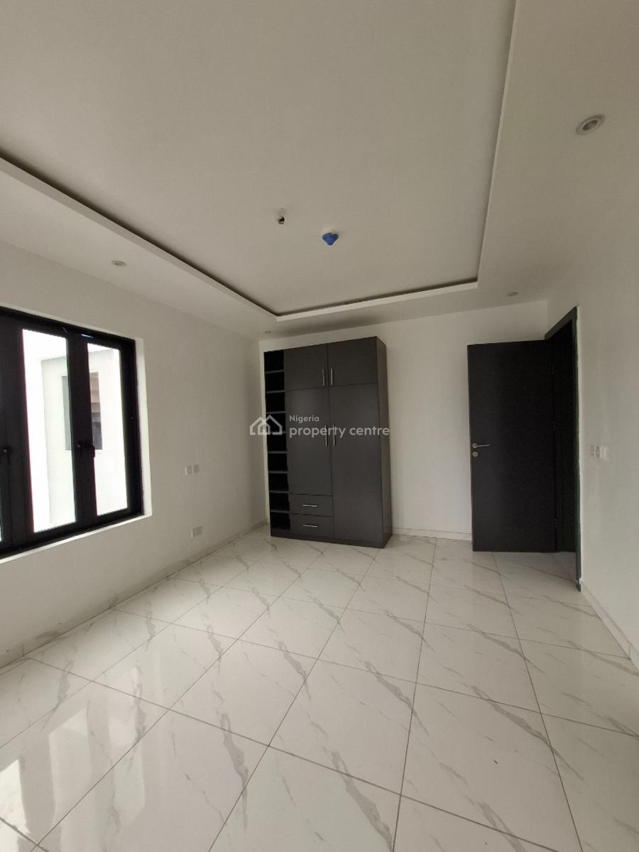 New Luxury Spacious 2bedroom Flats, Behind Meadow Hall School, Ikate, Lekki, Lagos, Flat / Apartment for Sale