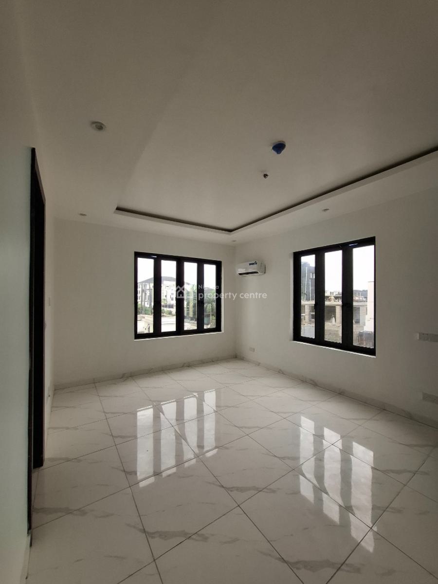 New Luxury Spacious 2bedroom Flats, Behind Meadow Hall School, Ikate, Lekki, Lagos, Flat / Apartment for Sale