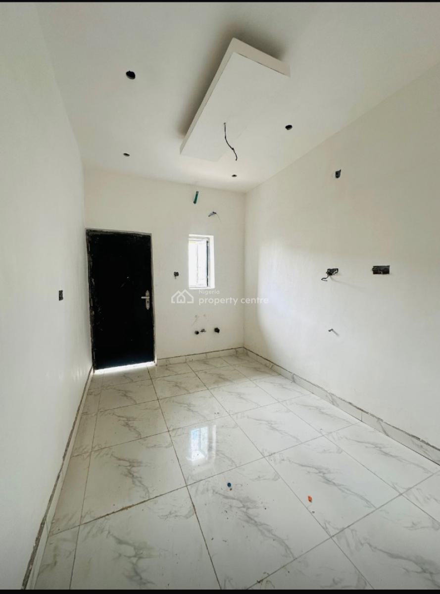 Nice 3 Bedroom Spacious Apartment, Gbagada Lagos, Gbagada, Lagos, Flat / Apartment for Sale