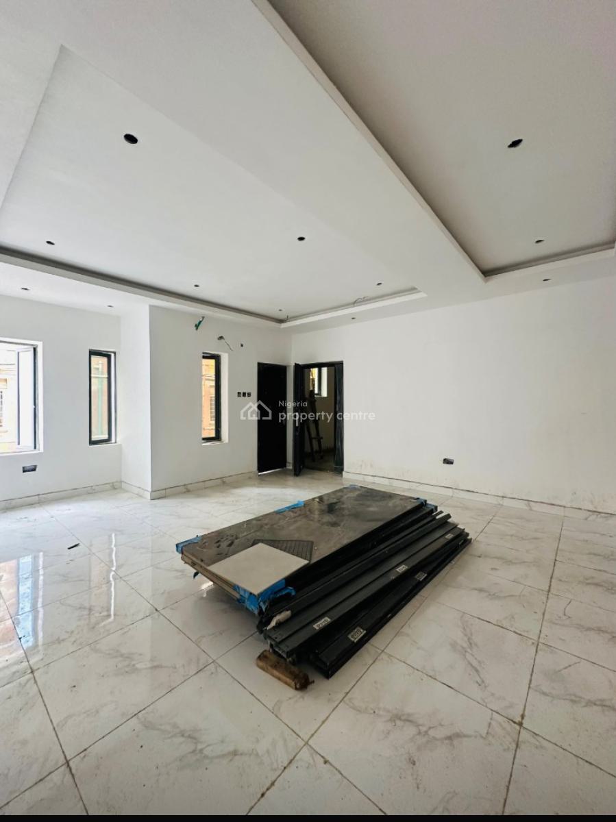 Nice 3 Bedroom Spacious Apartment, Gbagada Lagos, Gbagada, Lagos, Flat / Apartment for Sale