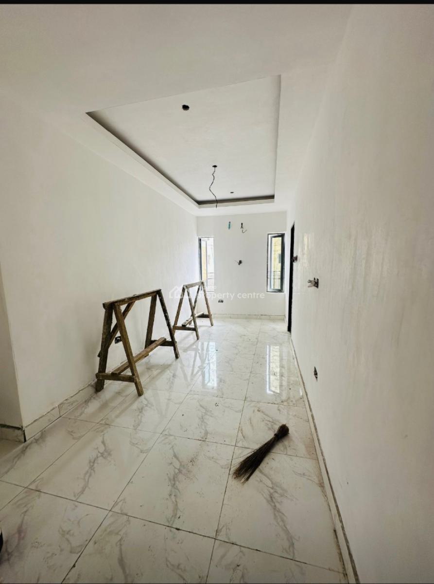 Nice 3 Bedroom Spacious Apartment, Gbagada Lagos, Gbagada, Lagos, Flat / Apartment for Sale