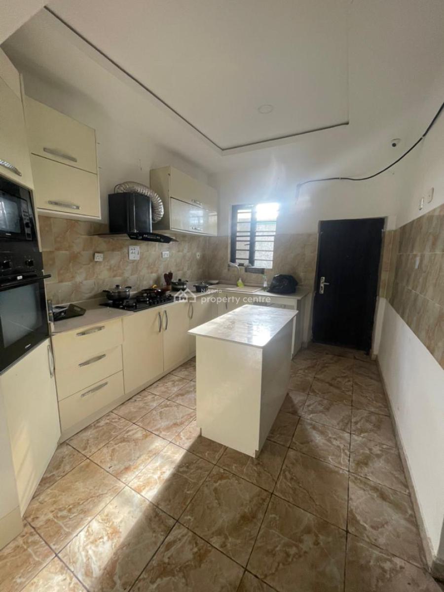 Clean and Spacious Semi Masters Available, Orchid Road, Lekki, Lagos, Self Contain (single Rooms) for Rent