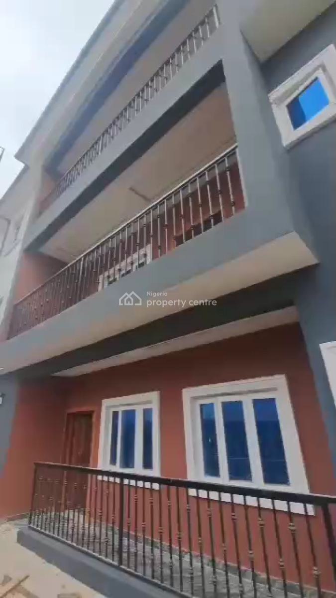 Clean 3bedr Flat Ensuite, Hossana Estate Lagos, Ago Palace, Isolo, Lagos, Flat / Apartment for Rent