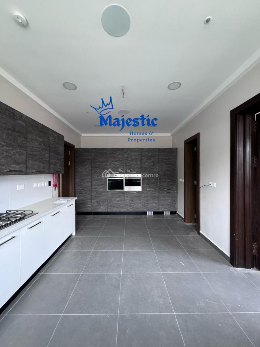Luxury 4 Bedroom Maisonette with 1 Room Boys Quarter at Banana Island, Banana Island, Ikoyi, Lagos, Flat / Apartment for Sale