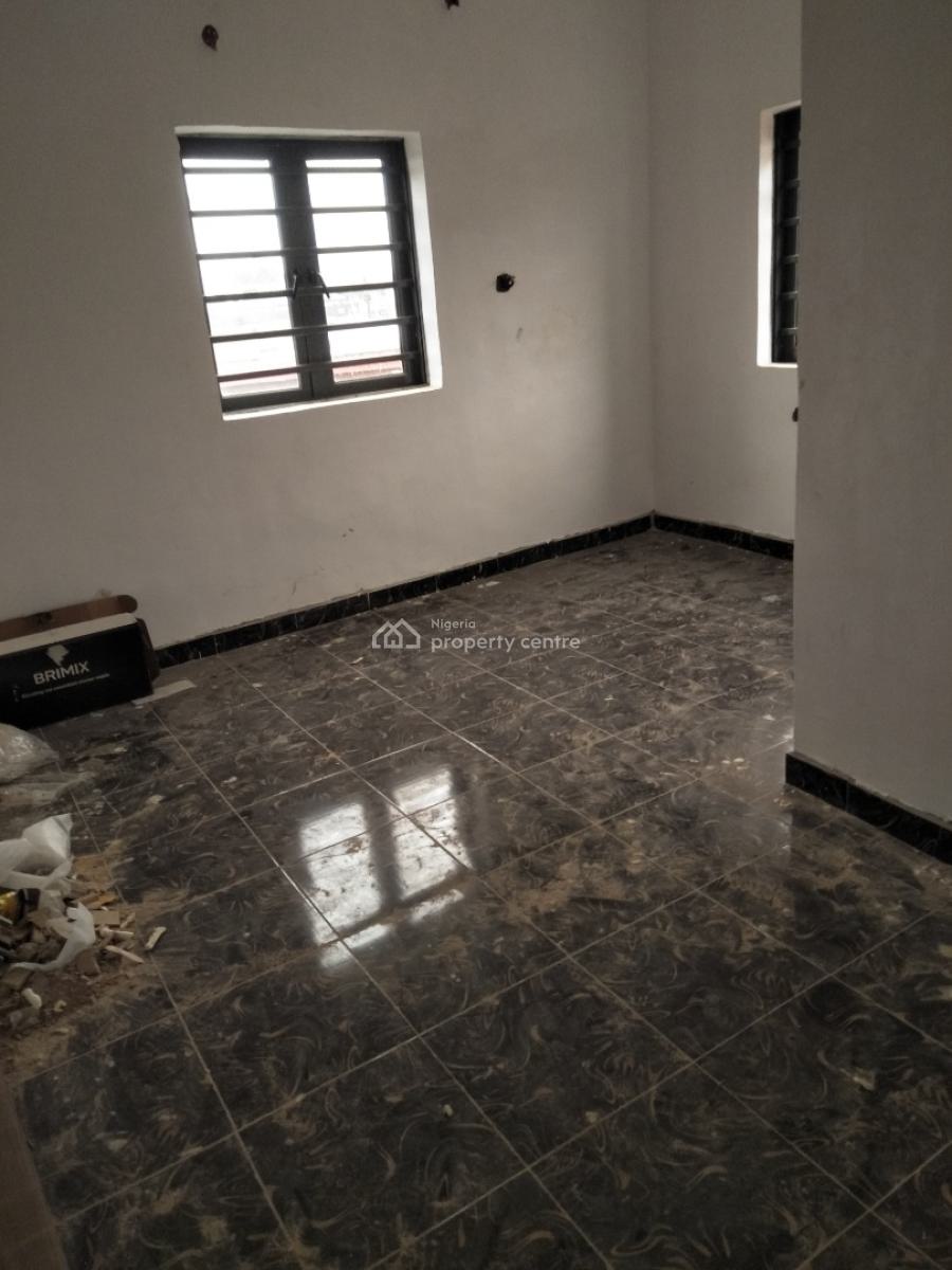 a Newly Built Lovely 2 Bedroom Apartment, Off Ilaje Road Bariga, Bariga, Shomolu, Lagos, Flat / Apartment for Rent