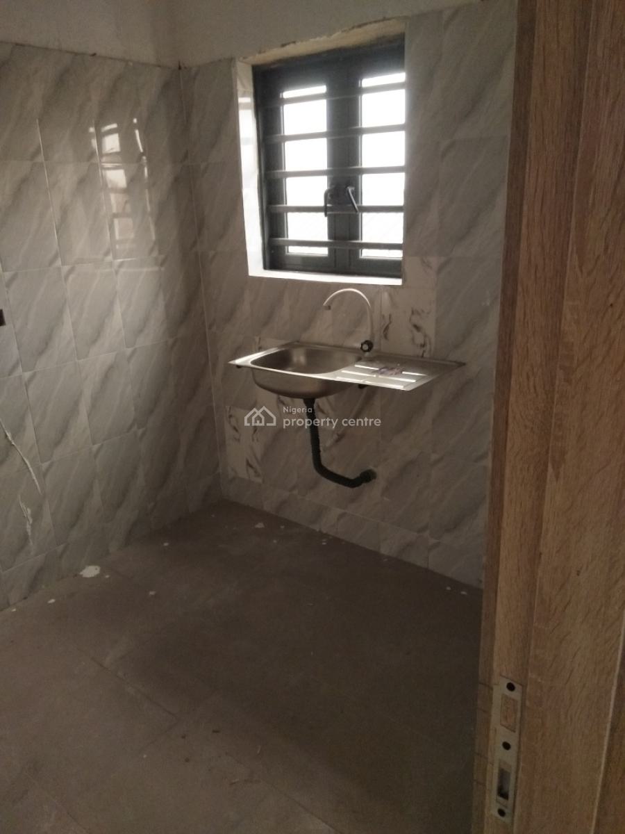 a Newly Built Lovely 2 Bedroom Apartment, Off Ilaje Road Bariga, Bariga, Shomolu, Lagos, Flat / Apartment for Rent