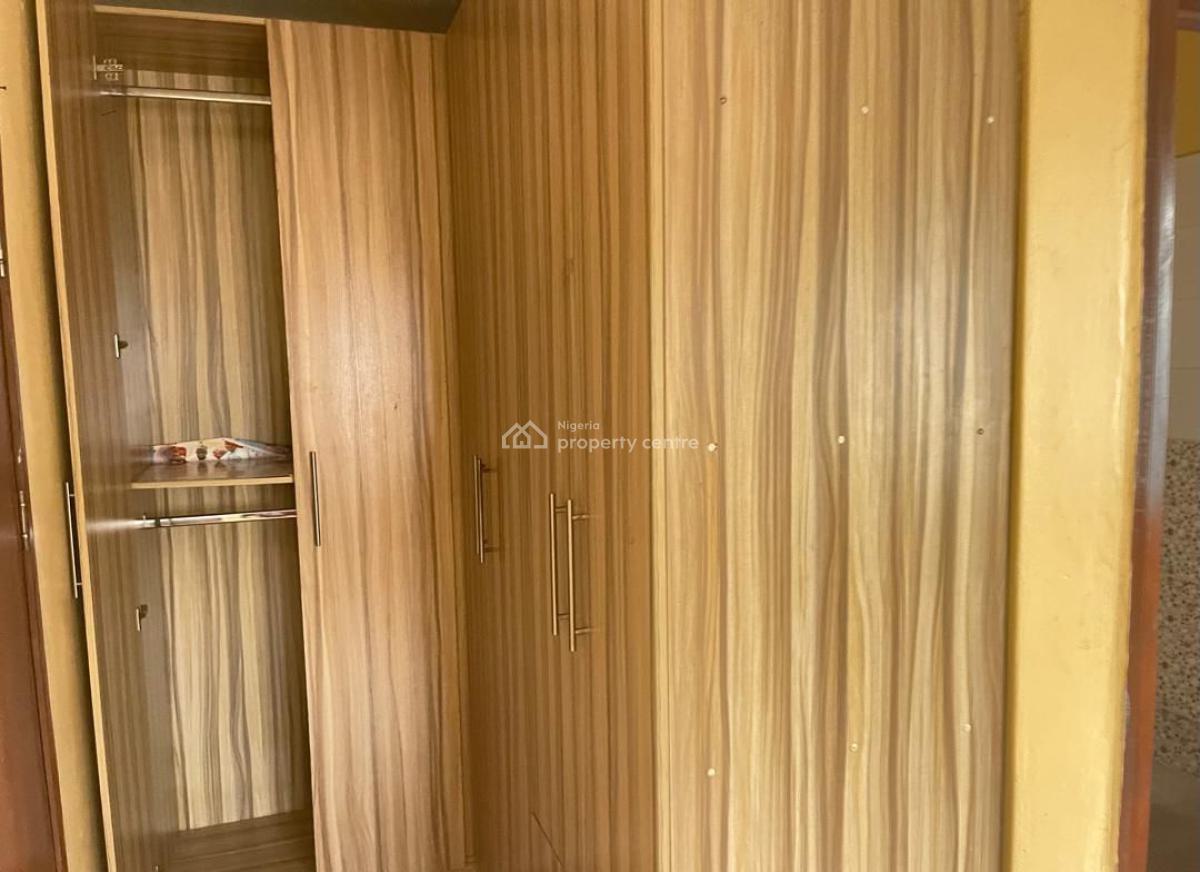 Nicely Finished 3 Bedrooms Flat (all Rooms En-suite + Guest Toilet), Afolabi Brown Street, Akoka, Yaba, Lagos, Flat / Apartment for Rent