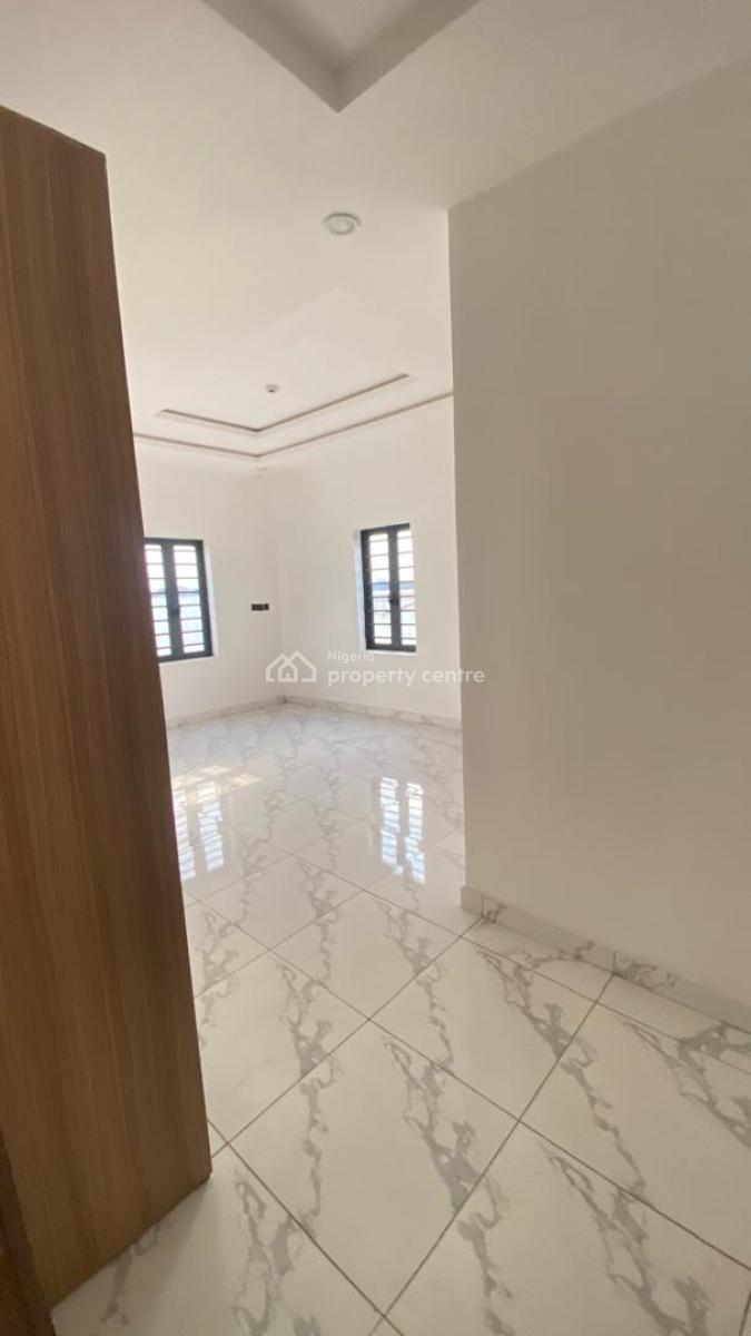 Brand New 2 Bedroom All Ensuite Apartment with 24 Hours Electricity, Chevron Drive, Lekki, Lagos, Flat / Apartment for Rent