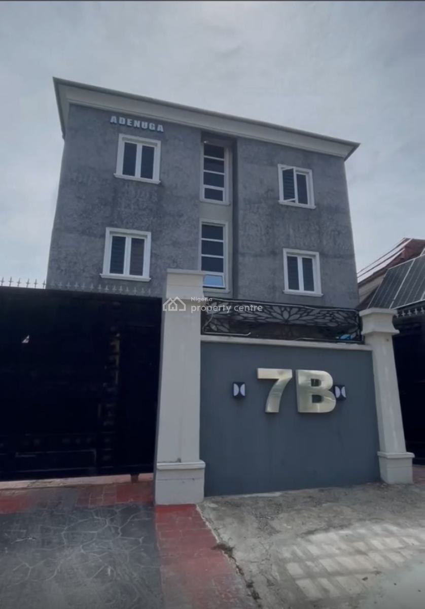Functional 11 Bedroom Hotel, Idado-chevron Axis, Lekki, Lagos, Hotel / Guest House for Sale