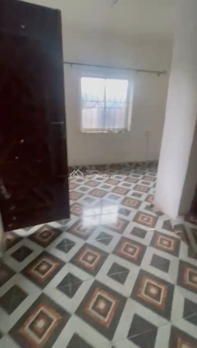 Specious Mini Flat (ground Floor), Shomolu, Bariga, Shomolu, Lagos, Mini Flat (room and Parlour) for Rent