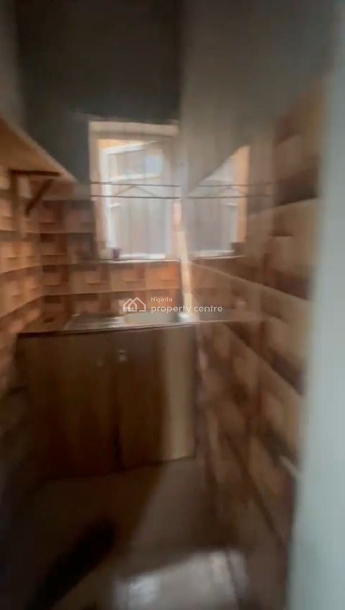 Specious Mini Flat (ground Floor), Shomolu, Bariga, Shomolu, Lagos, Mini Flat (room and Parlour) for Rent