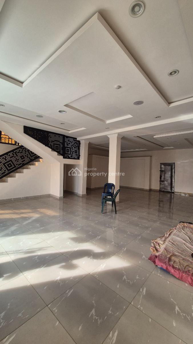 Luxurious 300 Sqm Open Plan Office Spaces è, Ogudu By Ogudu Rd, Ogudu, Lagos, Office Space for Rent