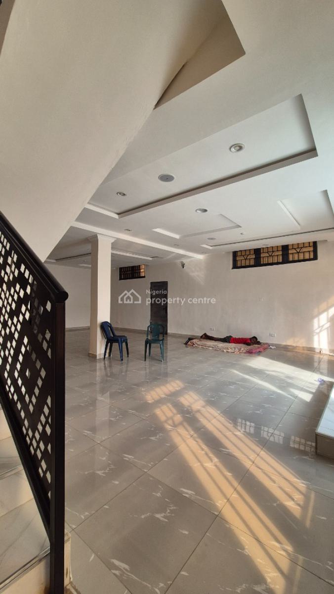Luxurious 300 Sqm Open Plan Office Spaces è, Ogudu By Ogudu Rd, Ogudu, Lagos, Office Space for Rent