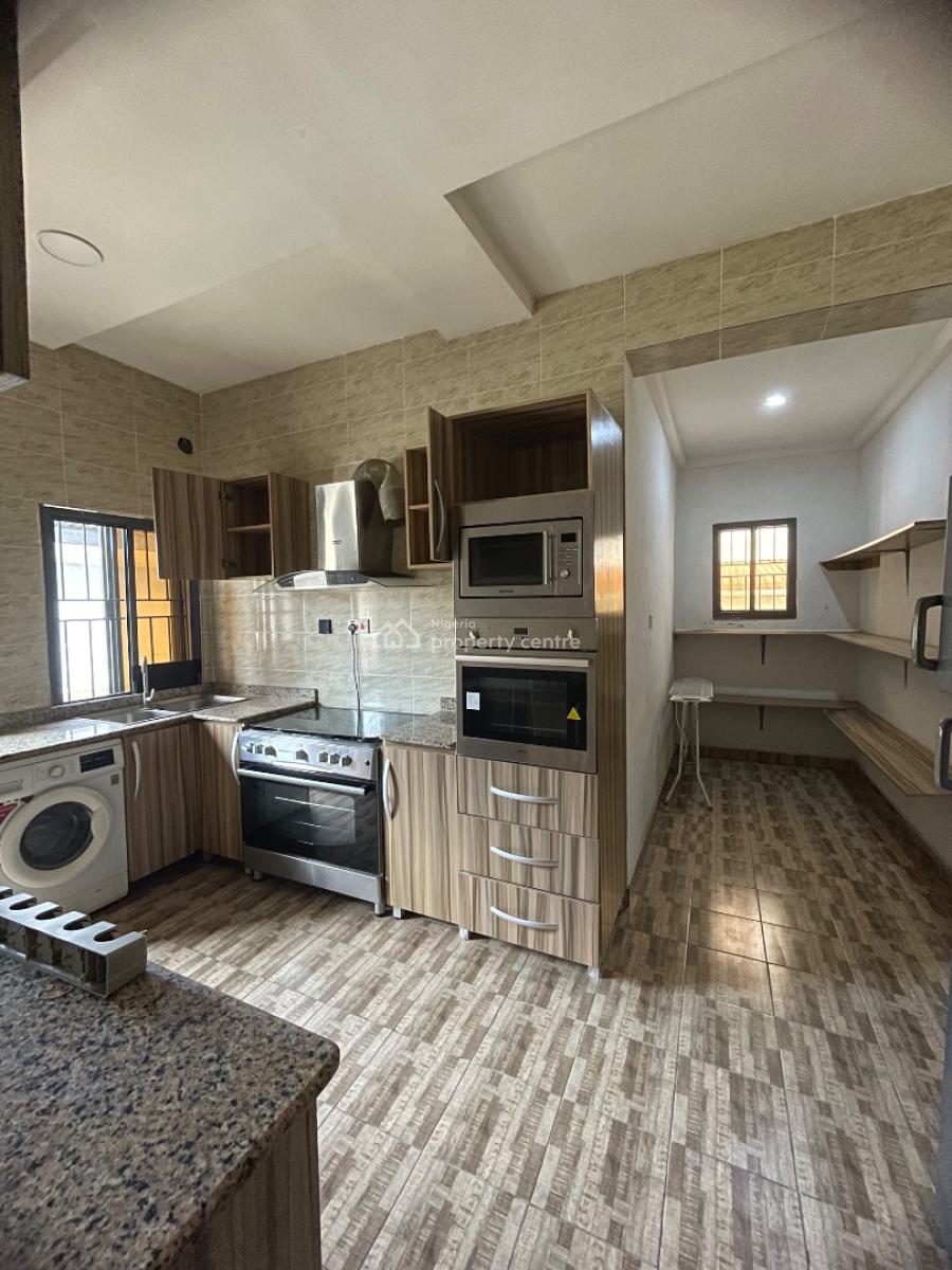 Clean 2 Bedroom Flat, Ikate, Lekki, Lagos, House for Rent