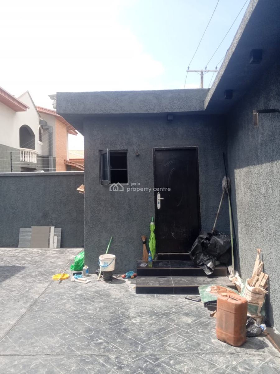 Elegant 5-bedroom Detached with 2 Bq Contemporary Charm, Lekki Phase 1, Lekki, Lagos, Detached Duplex for Sale