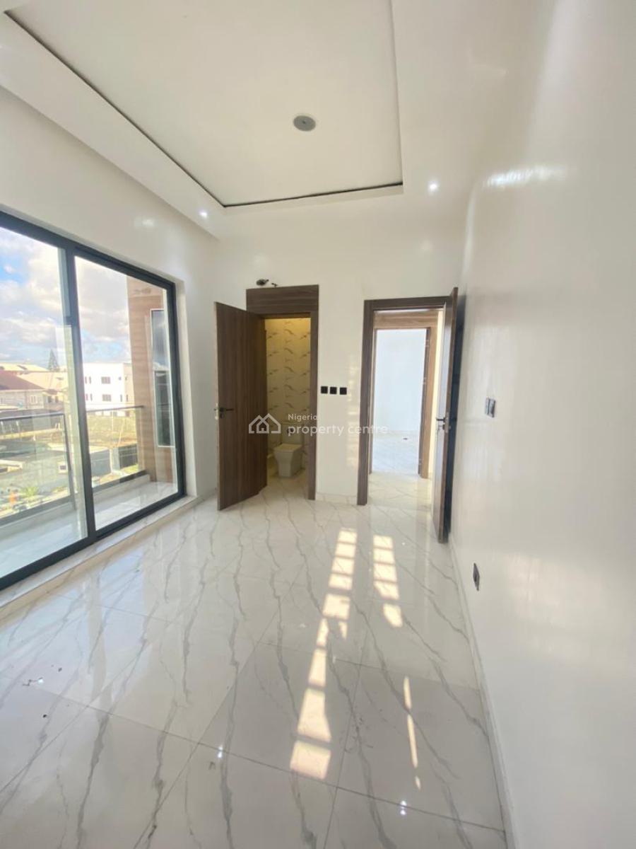 Newly Built 3 Bedroom Apartment, Lekki Phase1, Lekki Phase 1, Lekki, Lagos, Flat / Apartment for Rent