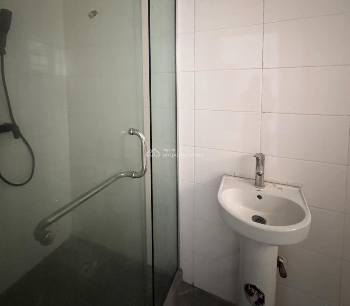2bedroom Apartment Fully Serviced, Ologolo, Ologolo, Lekki, Lagos, Flat / Apartment for Rent