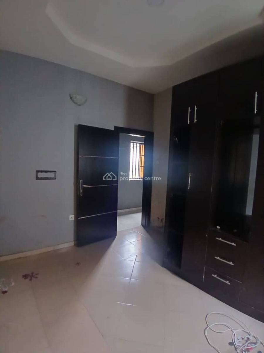 4 Bed with a Min Flat Bq on 500sqm Close to Road, Ado Road, Ado, Ajah, Lagos, House for Sale