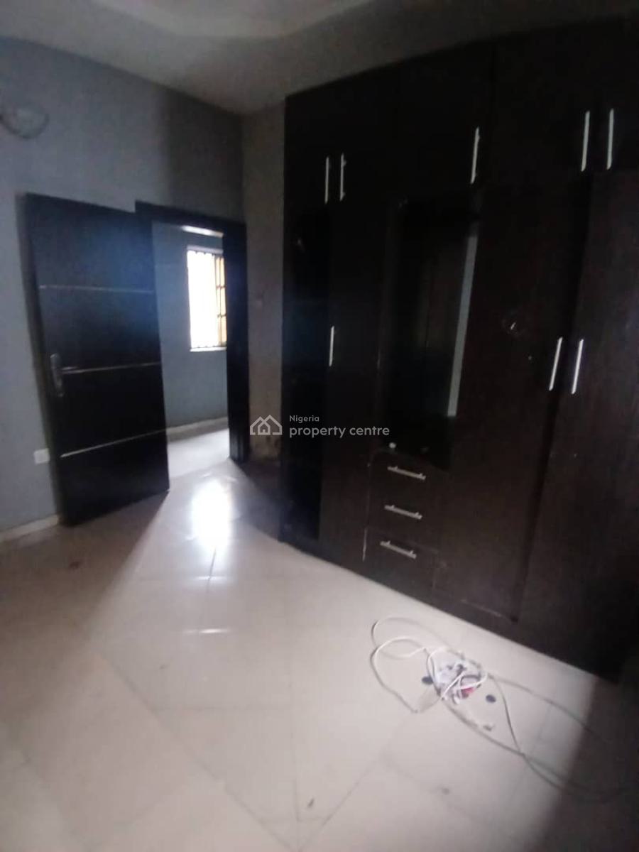 4 Bed with a Min Flat Bq on 500sqm Close to Road, Ado Road, Ado, Ajah, Lagos, House for Sale