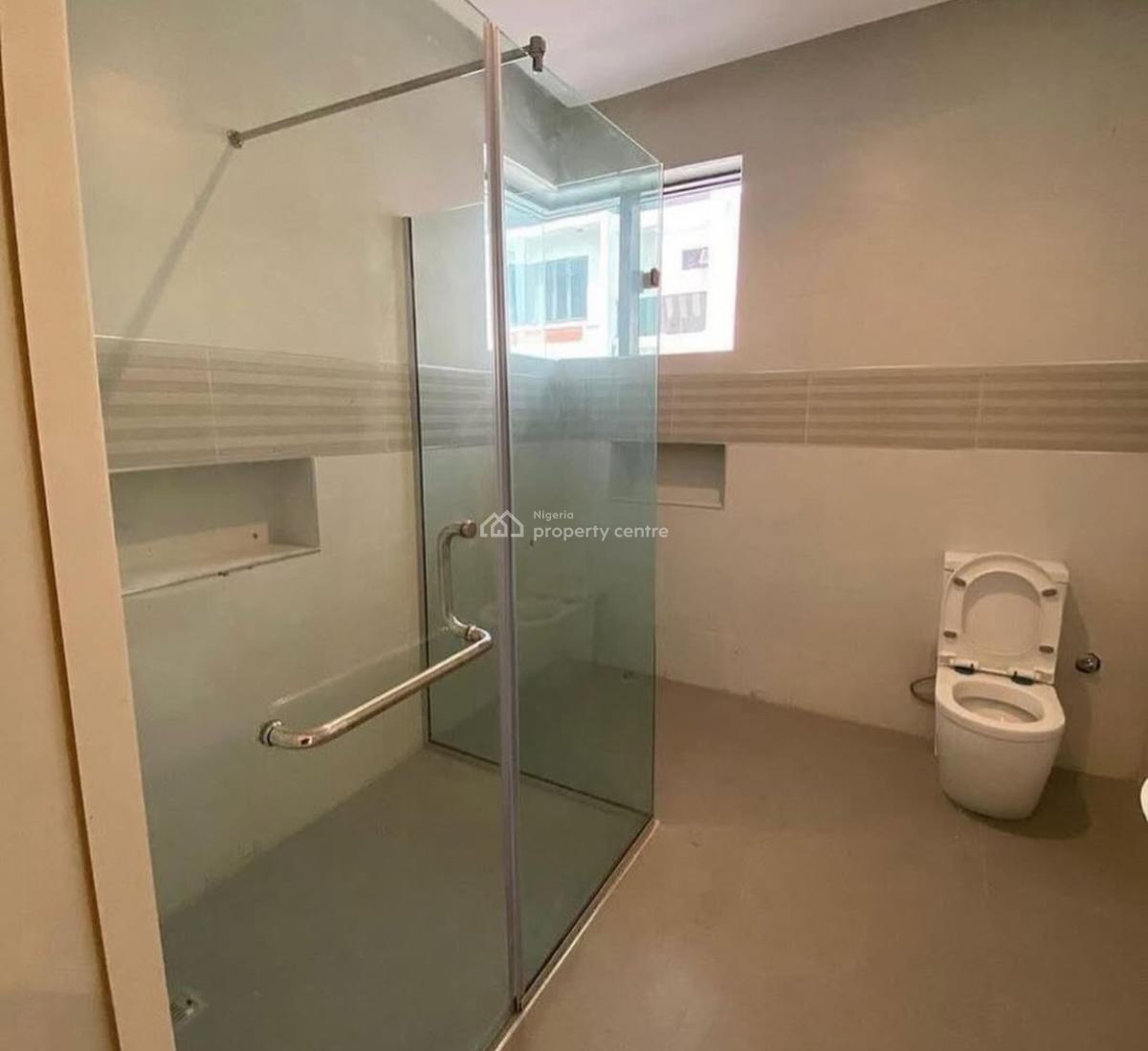 Fully Serviced 3-bedroom Apartment with Bq, Ologolo, Ologolo, Lekki, Lagos, Flat / Apartment for Rent