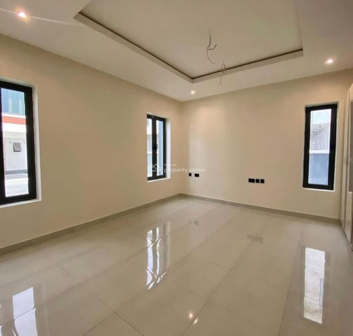 Fully Serviced 3-bedroom Apartment with Bq, Ologolo, Ologolo, Lekki, Lagos, Flat / Apartment for Rent