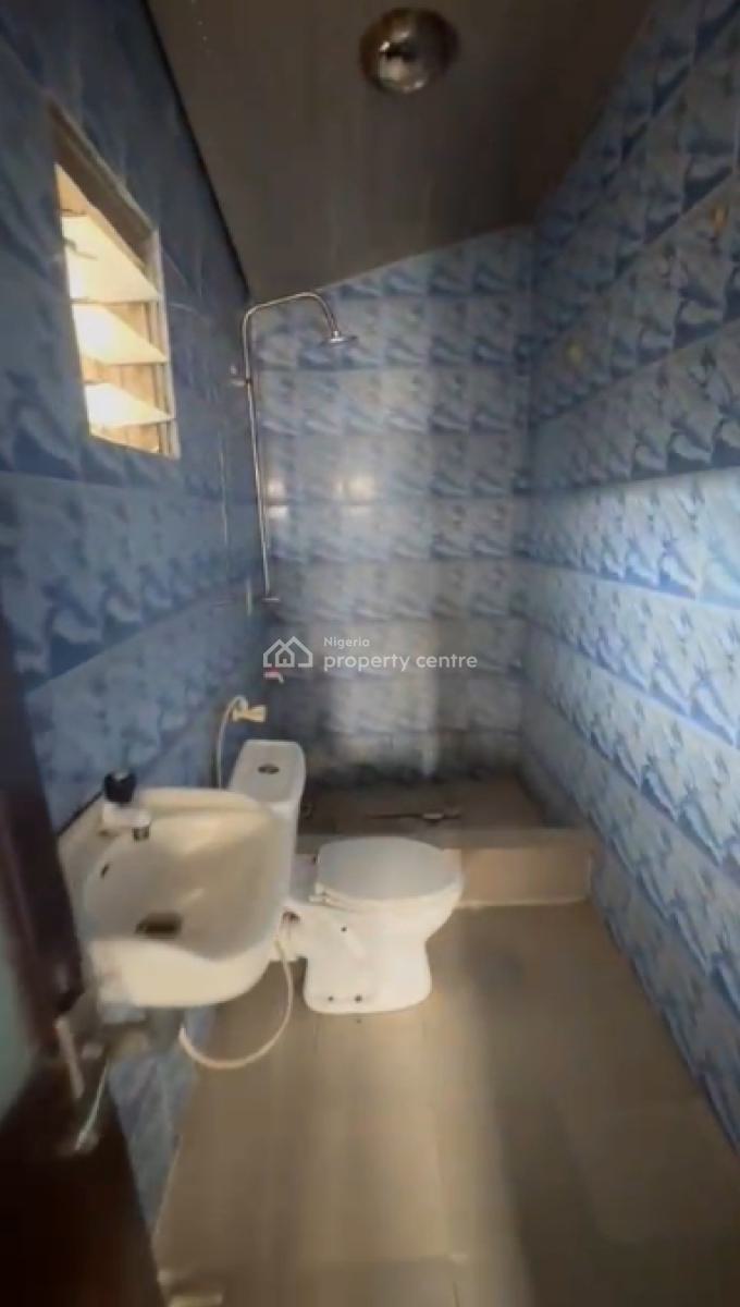 a Very Spacious Mini Flat (bungalow), Off Pedro, Gbagada, Lagos, Mini Flat (room and Parlour) for Rent