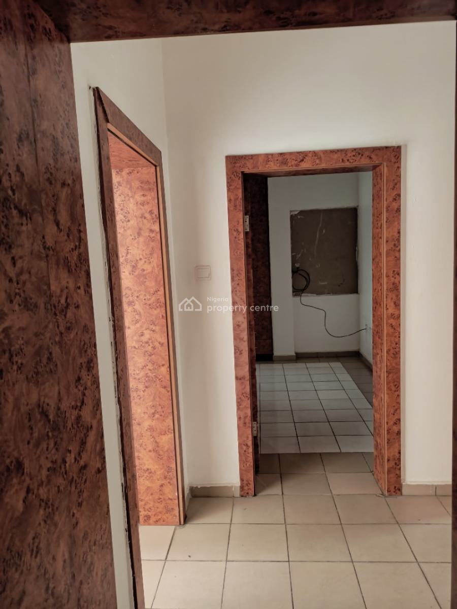 Nice 3 Bedroom Flat with Bq, Swimming Pool and Gym, Minister Quarters By Mabushi Tarred Road, Mabushi, Abuja, Flat / Apartment for Rent