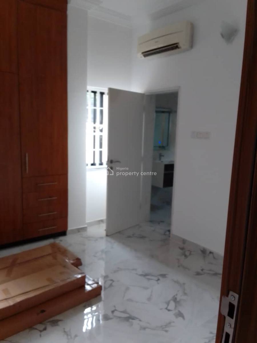 Nice 3 Bedroom Flat with Bq, Swimming Pool and Gym, Minister Quarters By Mabushi Tarred Road, Mabushi, Abuja, Flat / Apartment for Rent