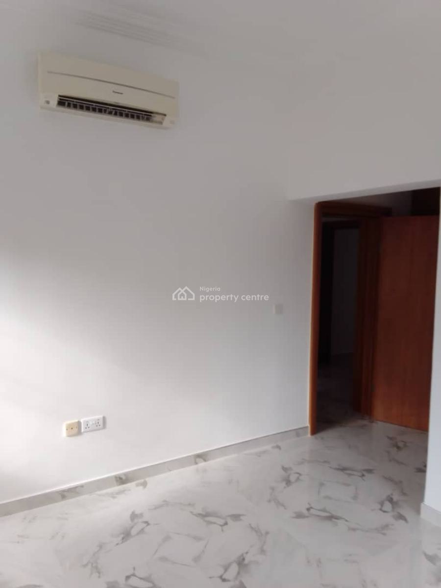 Nice 3 Bedroom Flat with Bq, Swimming Pool and Gym, Minister Quarters By Mabushi Tarred Road, Mabushi, Abuja, Flat / Apartment for Rent