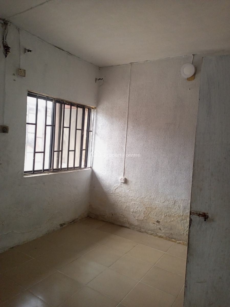 Large Miniflat with Corridor, Igbo Efon, Lekki, Lagos, Self Contain (single Rooms) for Rent