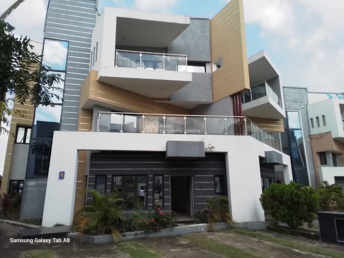 Luxury 4bedroom Semi Detached Duplex with 1room Bq, Karmo, Abuja, Semi-detached Duplex for Sale